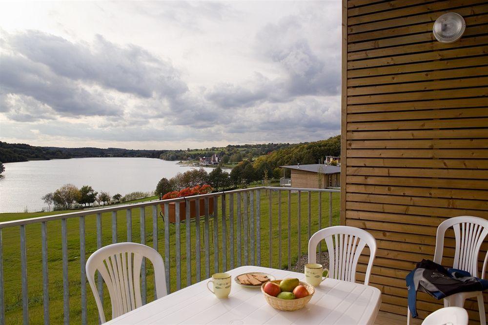 Madame Vacances Les Cottages De Valjoly Eppe-Sauvage Exterior foto